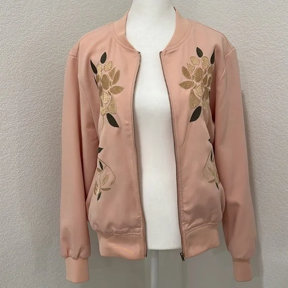 ✨Forever 21 Floral Embroidery Bomber Jacket - Picture 3 of 17